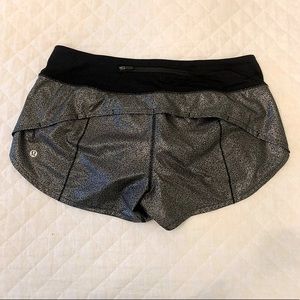 Lululemon “speed up” short